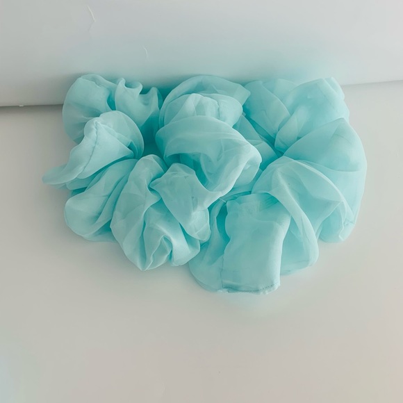 Brand NWT Anthropologie scrunchies - Picture 5 of 6